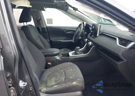 2023 Toyota Rav4 Xle z USA, uszkodzony, nr VIN 2T3W1RFV8PW298351